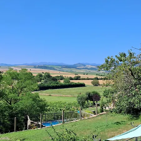 Mont2roux Montpeyroux (Puy-de-Dome)